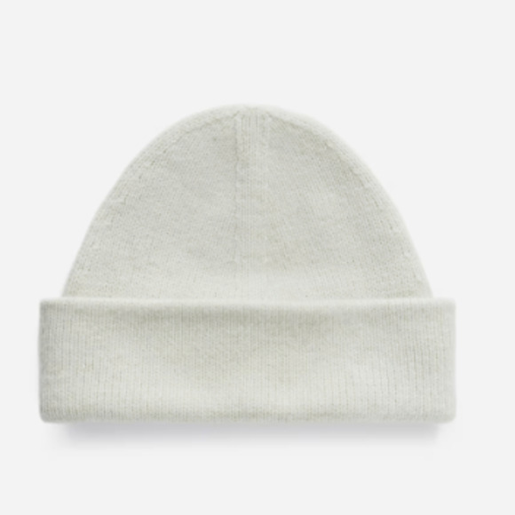NWT Everlane Unisex The Felted Merino Beanie Hat Heathered Oat One Size